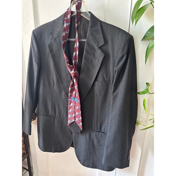 Towncraft Other - Town Craft men’s size large suit jacket and tie